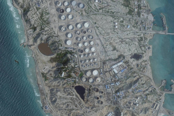 इरानको तेल नेटवर्कमाथि अमेरिकी आक्रमणः युद्ध बढ्दै